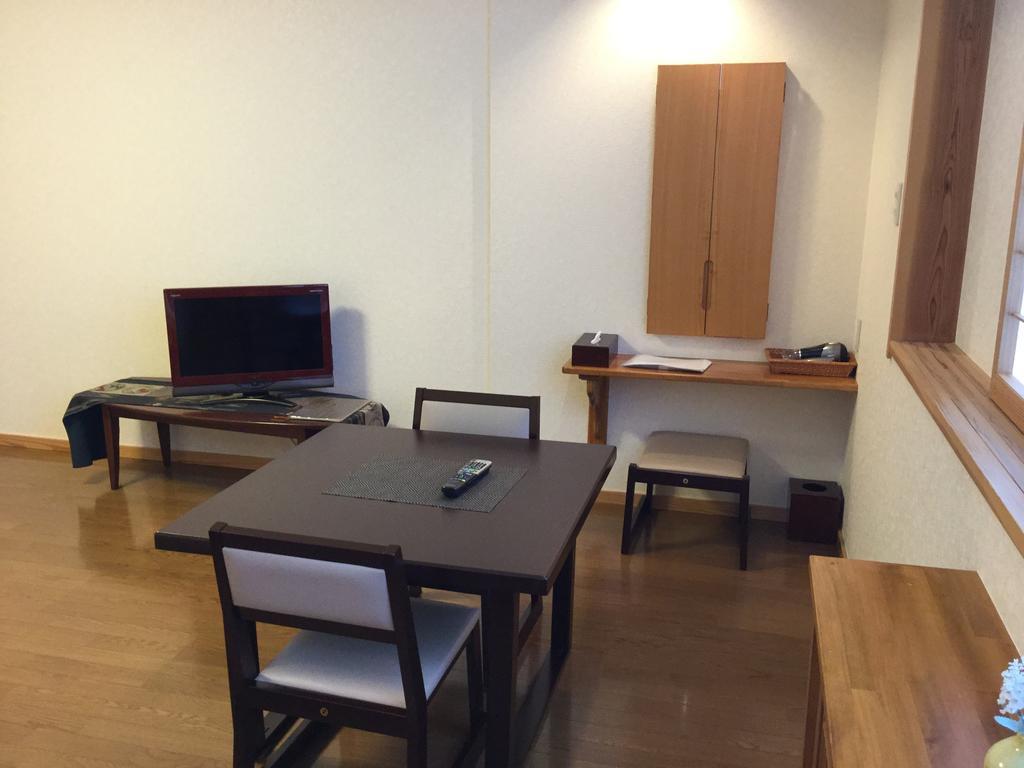 Suzukiya Ryokan Shiroishi  Habitación foto